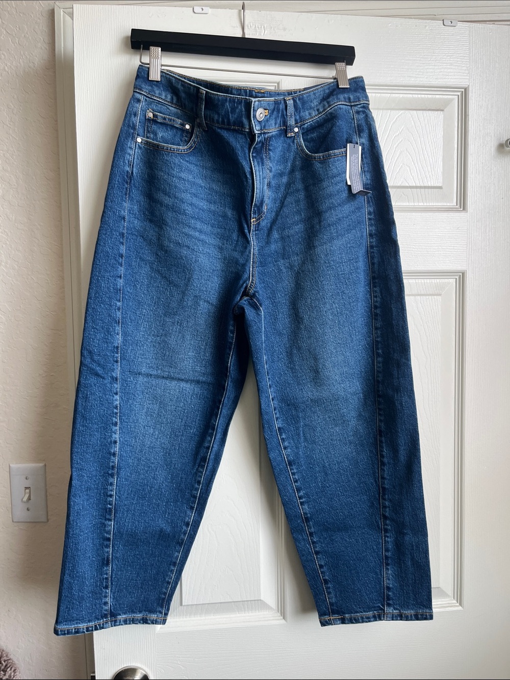 NWT Talbots Relaxed Barrel Jeans - QUINN WASH